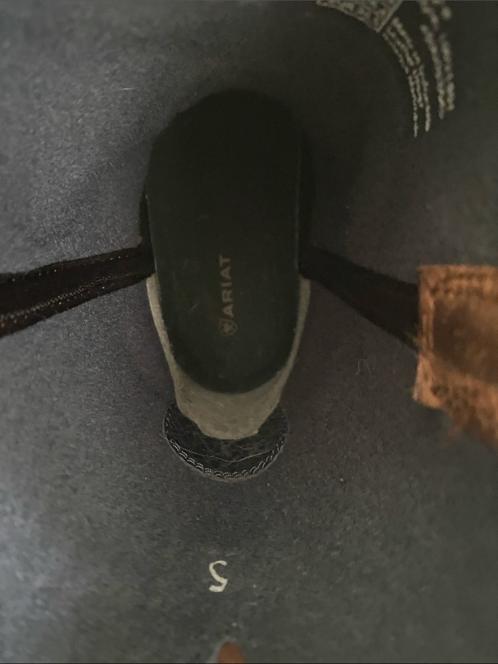 Boys Ariat Boots size 5 - Picture 8 of 8